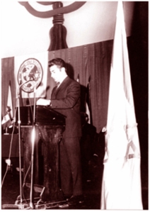 Declarando inaugurado el Congreso Judío Mundial en Lima, Perú, 1970.